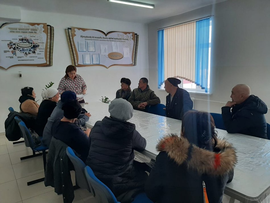 №23 Тескентоған жалпы орта білім беретін мектебінде 31 қаңтар күні 11 сынып білімалушыларын Тараз қаласында өтетін ҰБТ ге баруға сәттілік тілеп. Ата-аналарымен білім алушылармен түсіндіру жұмыстары жүргізілді.